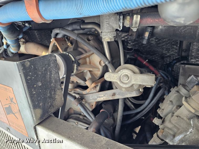 image for item DO4221 2006 Gillig G29B102N4  transit bus