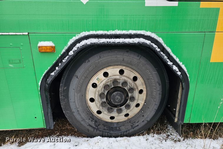 image for item DO4221 2006 Gillig G29B102N4  transit bus