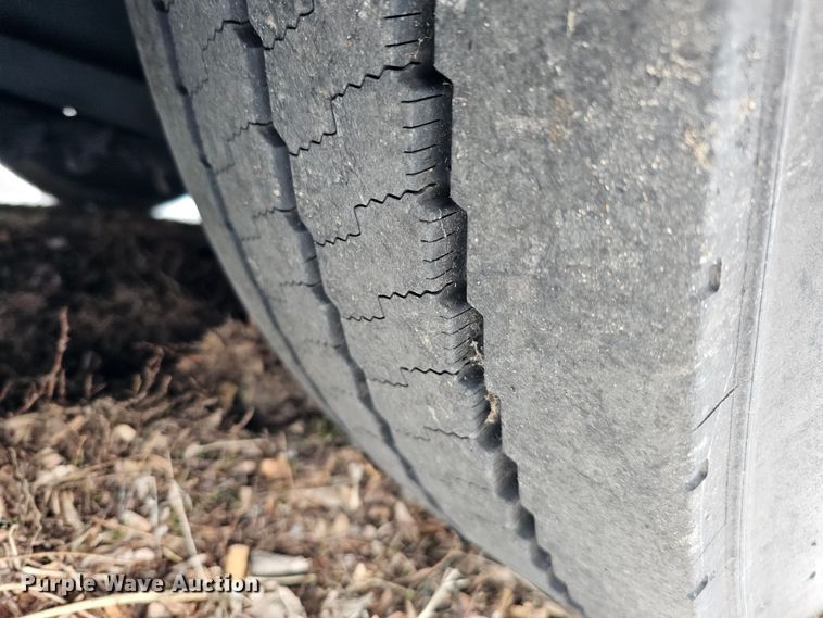 image for item DO4221 2006 Gillig G29B102N4  transit bus