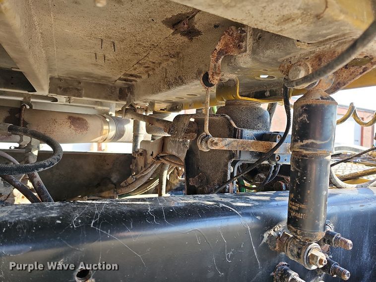 image for item DO4286 2007 Freightliner Columbia 120  semi truck