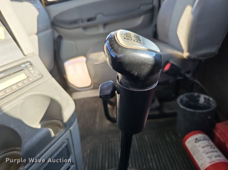 image for item DO4286 2007 Freightliner Columbia 120  semi truck