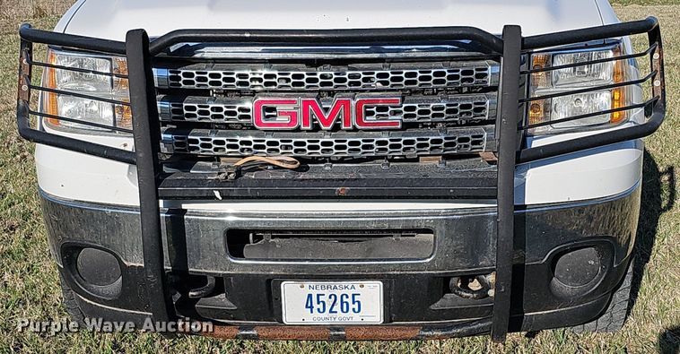 image for item DO4287 2013 GMC Sierra 2500 SLE  Crew Cab pickup truck
