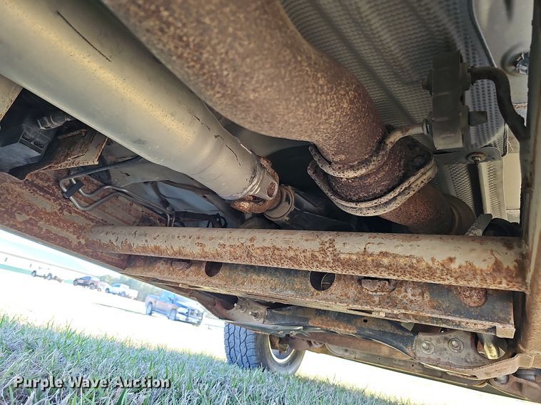 image for item DO4287 2013 GMC Sierra 2500 SLE  Crew Cab pickup truck