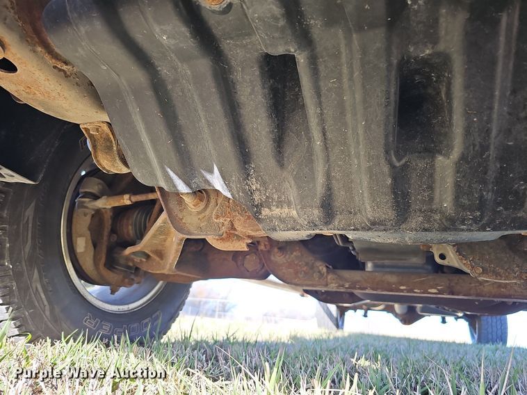 image for item DO4287 2013 GMC Sierra 2500 SLE  Crew Cab pickup truck