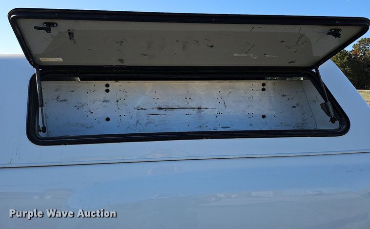 image for item DO4288 2013 Chevrolet Silverado 2500HD LT  Crew Cab pickup truck