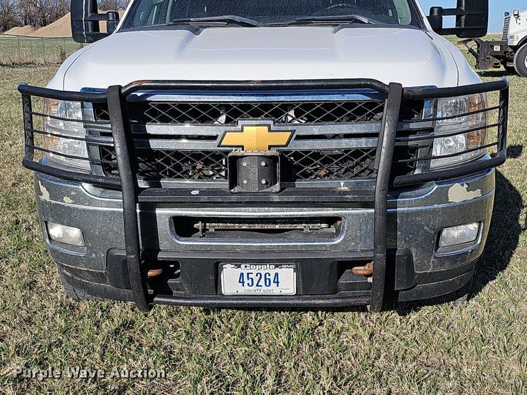 image for item DO4288 2013 Chevrolet Silverado 2500HD LT  Crew Cab pickup truck