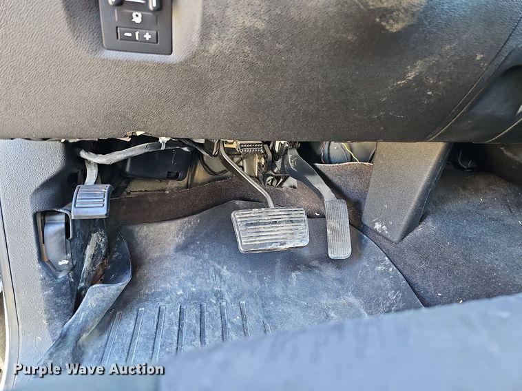 image for item DO4288 2013 Chevrolet Silverado 2500HD LT  Crew Cab pickup truck