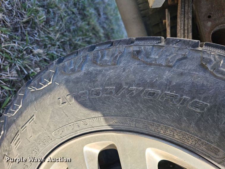 image for item DO4288 2013 Chevrolet Silverado 2500HD LT  Crew Cab pickup truck