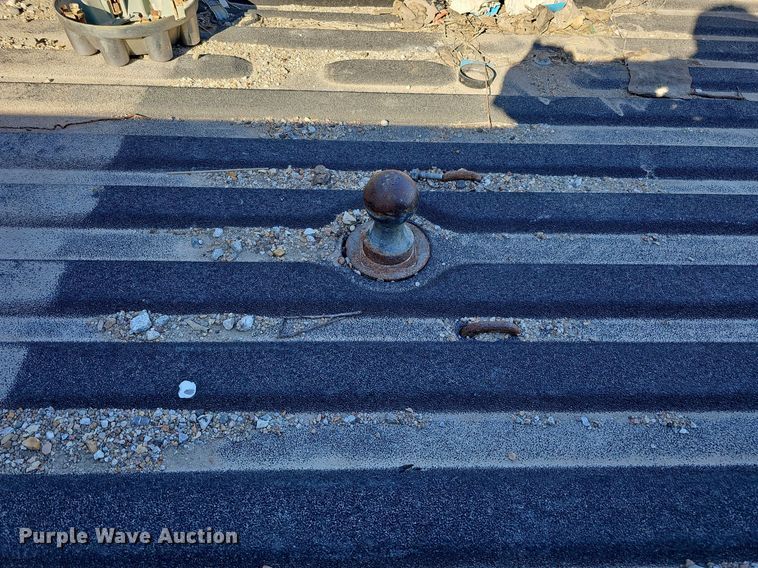 image for item DO4290 2017 Ford F250 Super Duty XLT  pickup truck