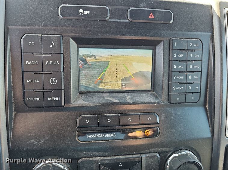 image for item DO4290 2017 Ford F250 Super Duty XLT  pickup truck