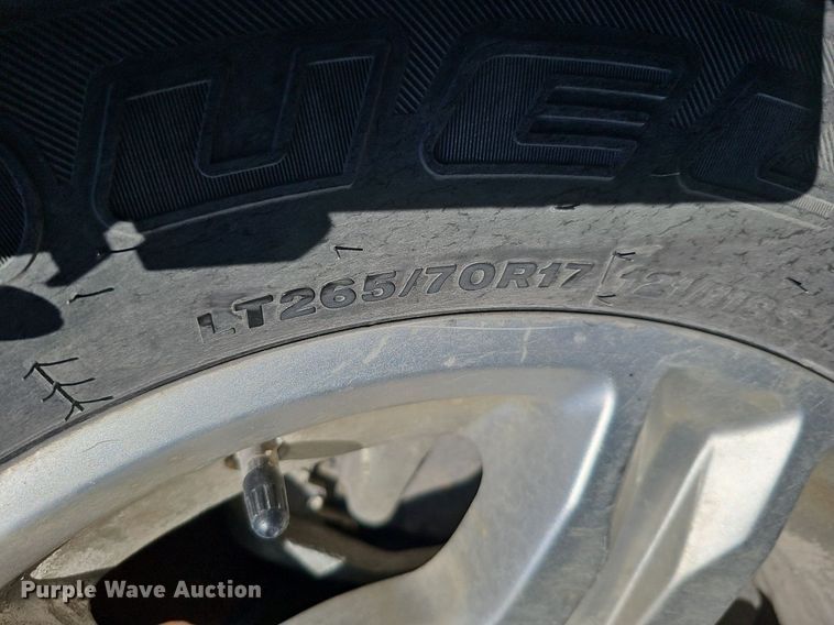 image for item DO4290 2017 Ford F250 Super Duty XLT  pickup truck