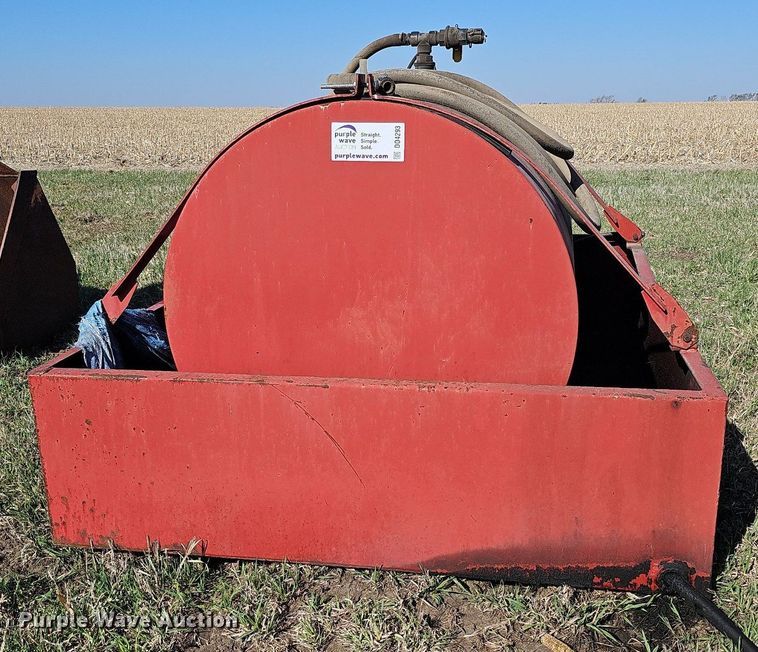 image for item DO4293 Waste oil tank and containment pit