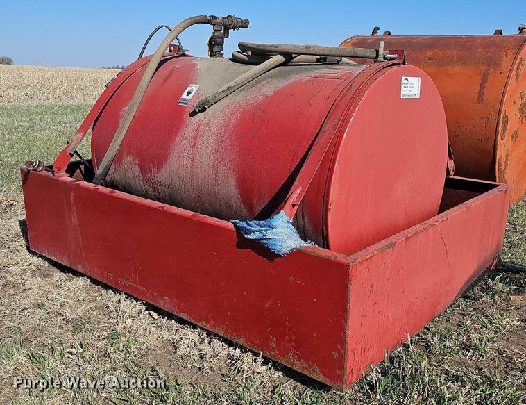 image for item DO4293 Waste oil tank and containment pit