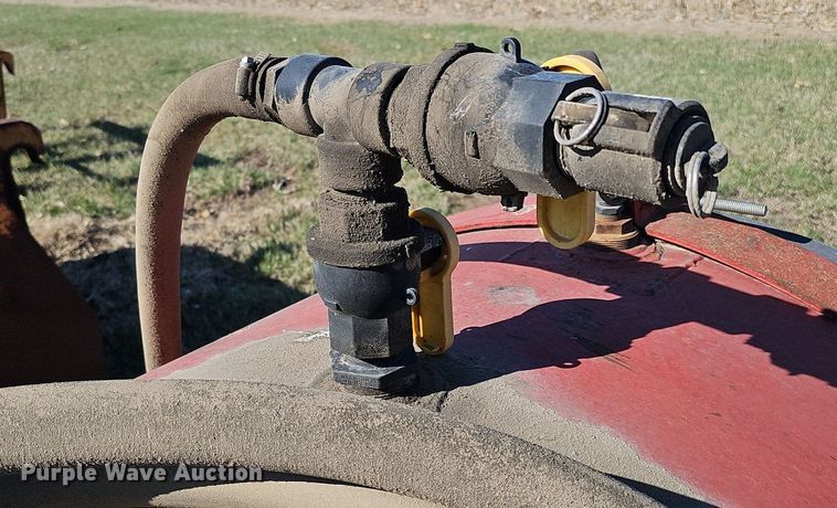 image for item DO4293 Waste oil tank and containment pit