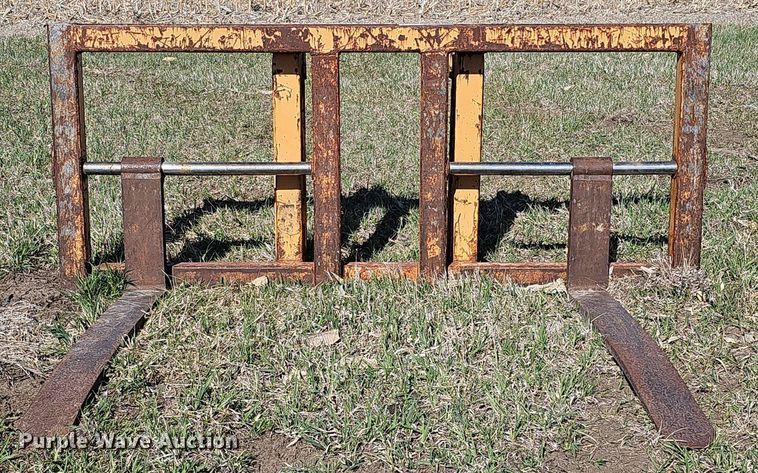 image for item DO4295 59.5" L wheel loader forks