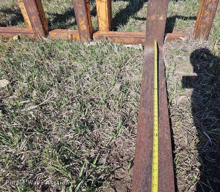 image for item DO4295 59.5" L wheel loader forks