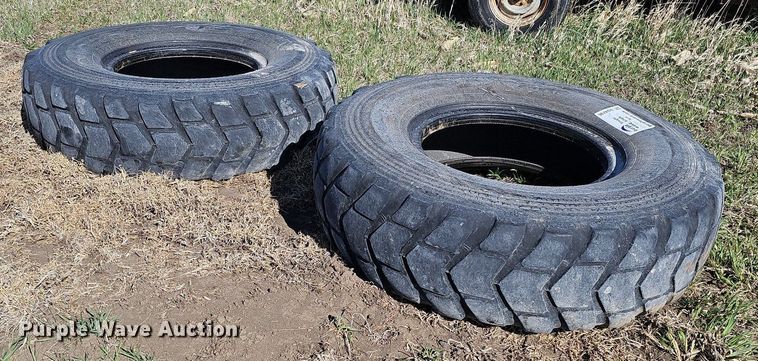 image for item DO4296 (2) Bridgestone 14.00R24 tires