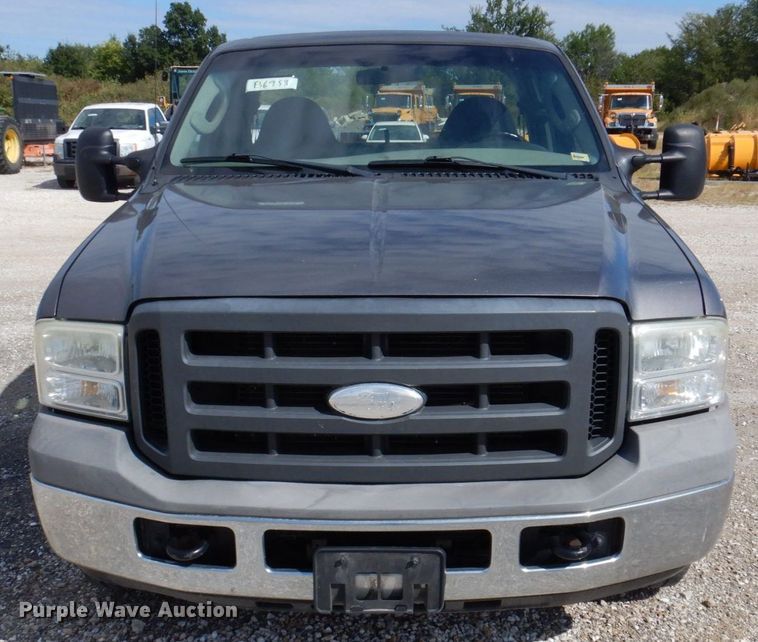 image for item DP0349 2005 Ford F250 Super Duty XL  SuperCab pickup truck