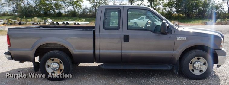 image for item DP0349 2005 Ford F250 Super Duty XL  SuperCab pickup truck