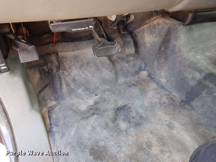 image for item DP0349 2005 Ford F250 Super Duty XL  SuperCab pickup truck