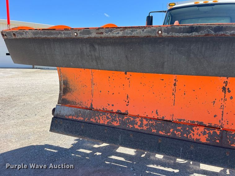 image for item DP0473 2011 International WorkStar 7400  dump truck