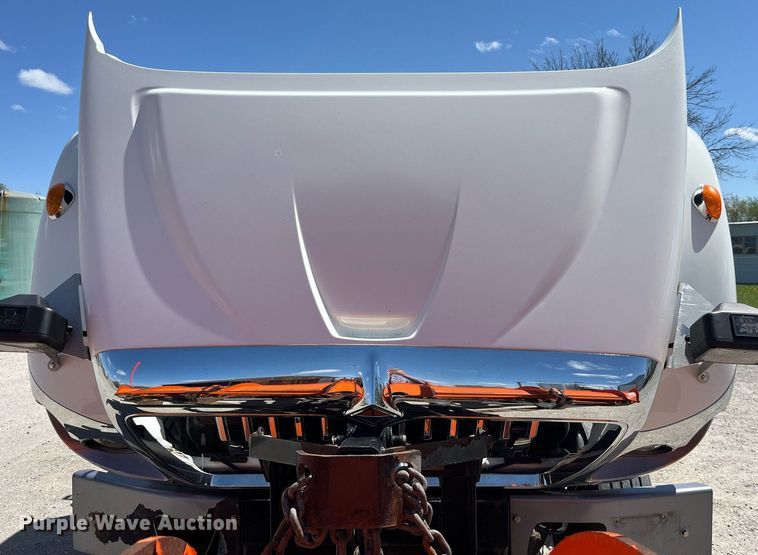 image for item DP0473 2011 International WorkStar 7400  dump truck