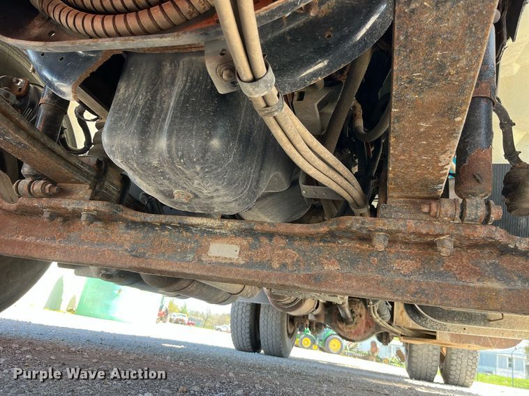 image for item DP0473 2011 International WorkStar 7400  dump truck