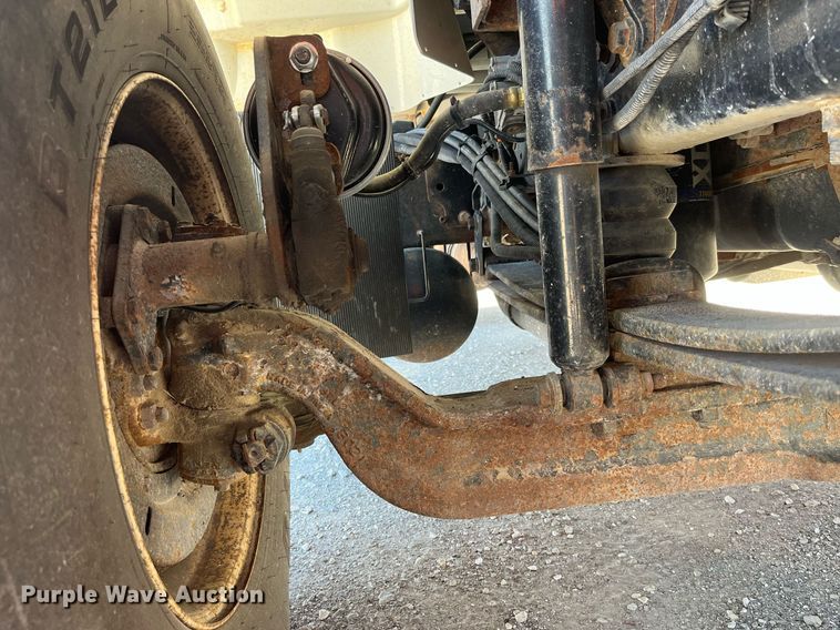 image for item DP0473 2011 International WorkStar 7400  dump truck