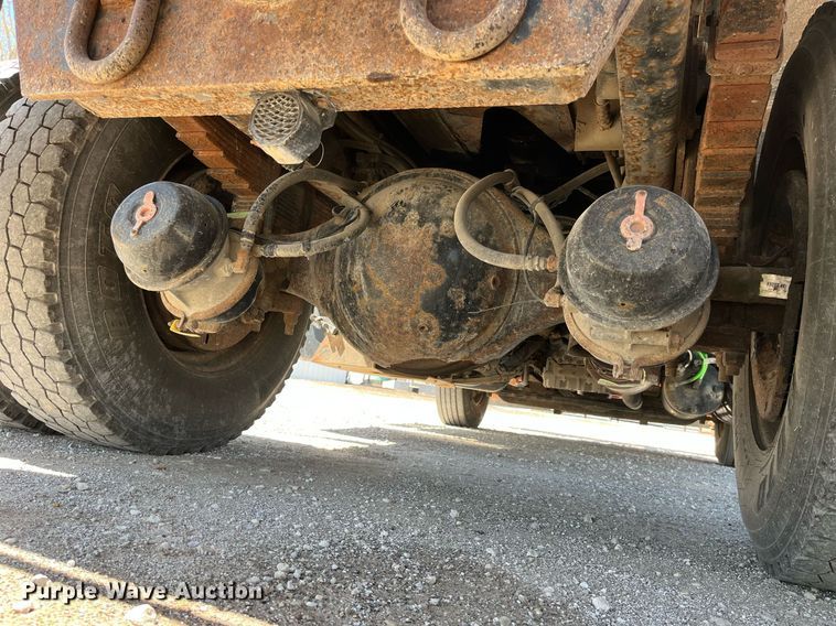 image for item DP0473 2011 International WorkStar 7400  dump truck