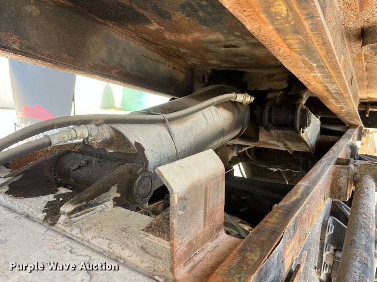 image for item DP0473 2011 International WorkStar 7400  dump truck