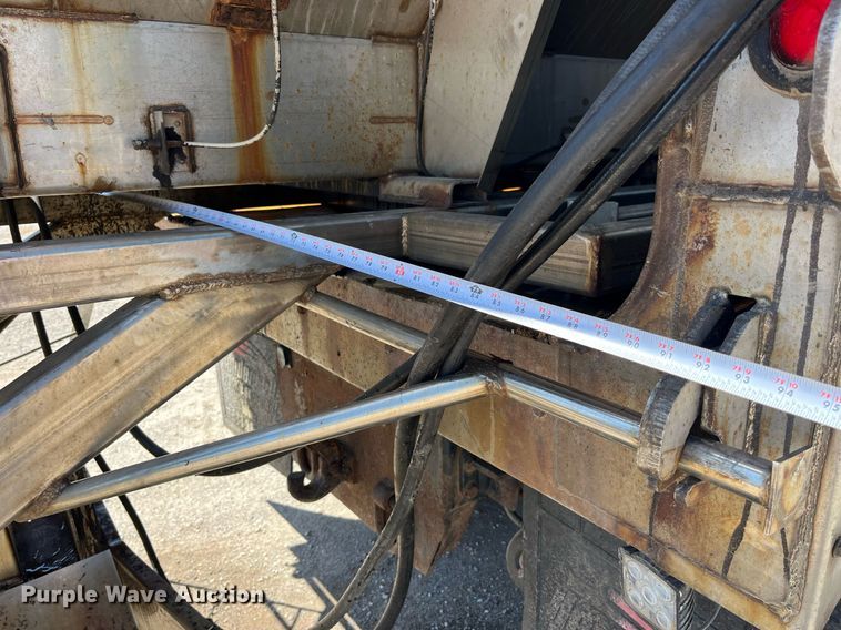 image for item DP0473 2011 International WorkStar 7400  dump truck