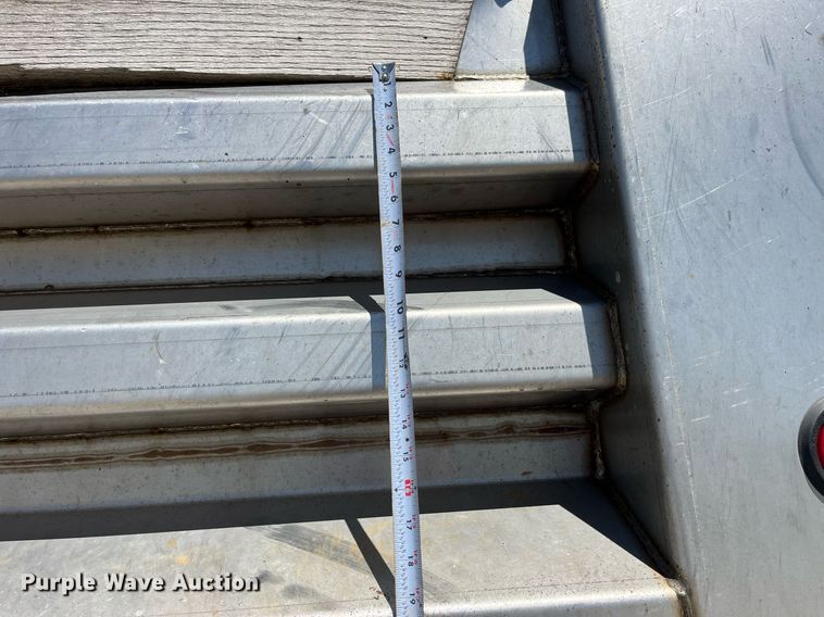 image for item DP0473 2011 International WorkStar 7400  dump truck