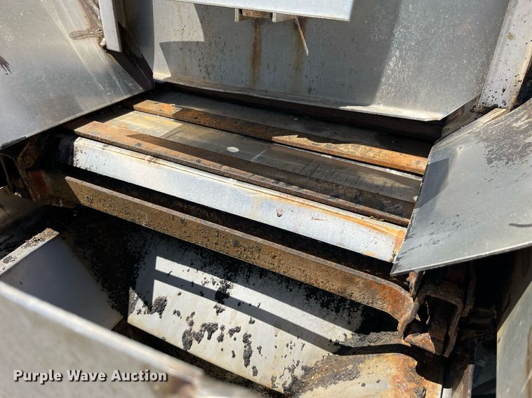 image for item DP0473 2011 International WorkStar 7400  dump truck