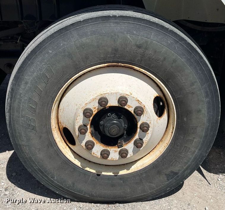 image for item DP0473 2011 International WorkStar 7400  dump truck