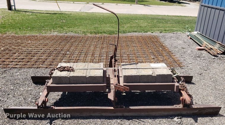 image for item DQ0508 8' L land leveler