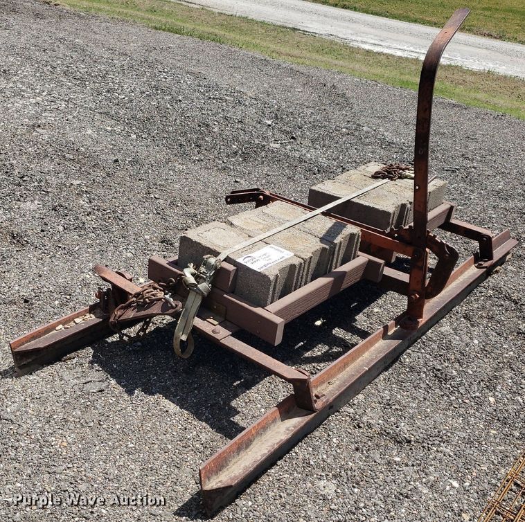 image for item DQ0508 8' L land leveler