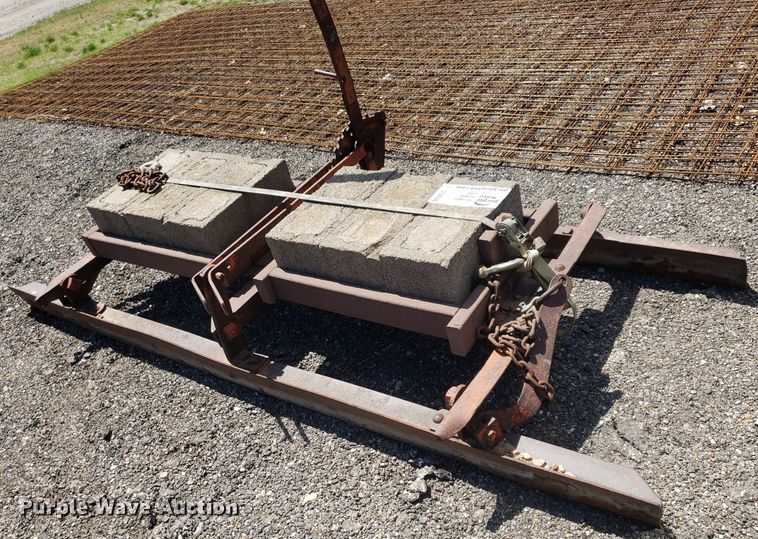 image for item DQ0508 8' L land leveler