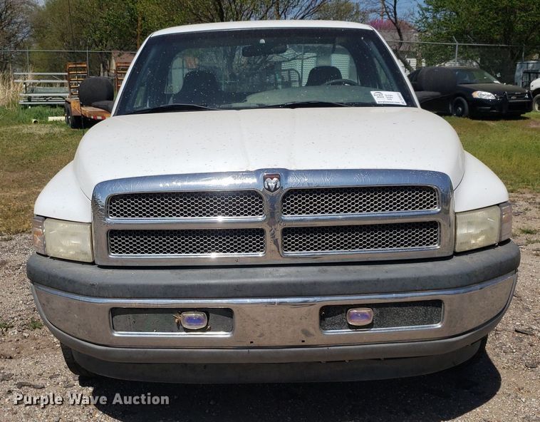 image for item DQ0510 2001 Dodge Ram 1500  pickup truck