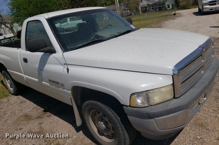 image for item DQ0510 2001 Dodge Ram 1500  pickup truck