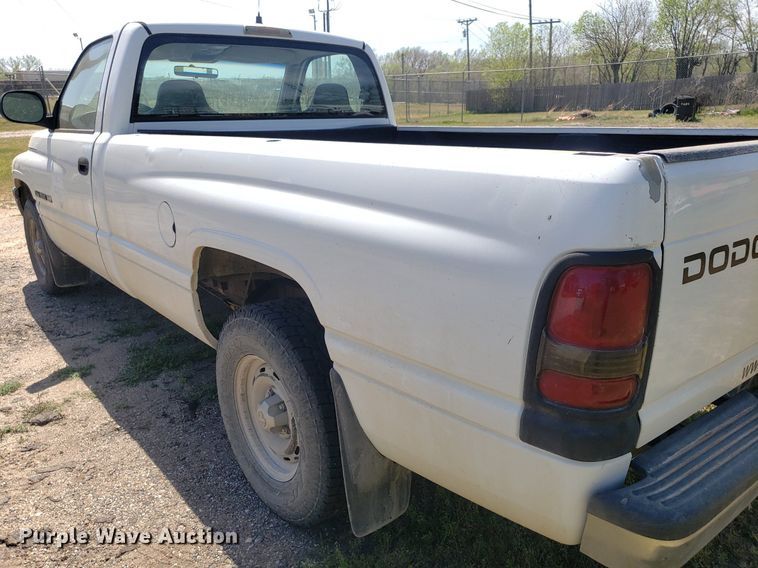 image for item DQ0510 2001 Dodge Ram 1500  pickup truck