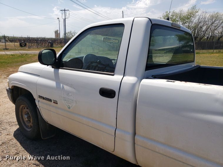 image for item DQ0510 2001 Dodge Ram 1500  pickup truck