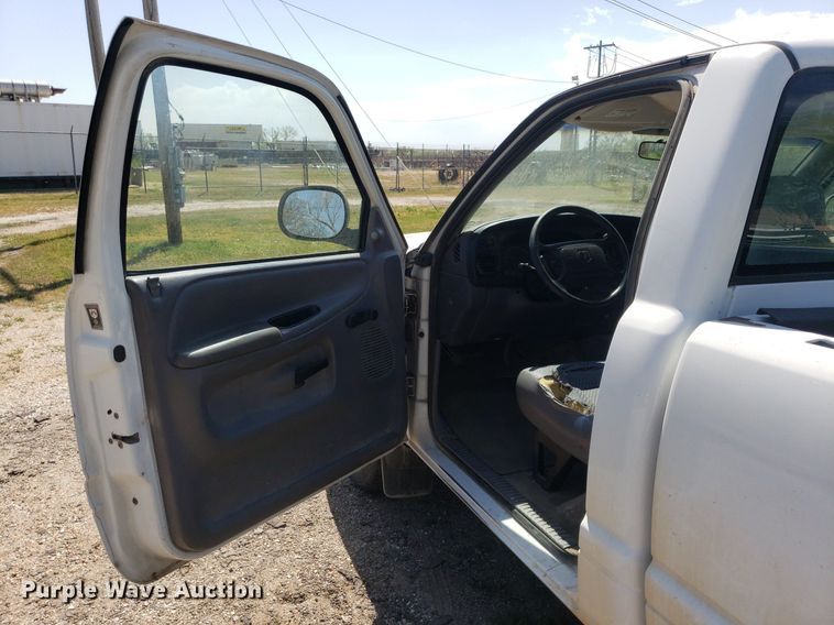 image for item DQ0510 2001 Dodge Ram 1500  pickup truck