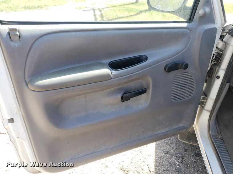 image for item DQ0510 2001 Dodge Ram 1500  pickup truck