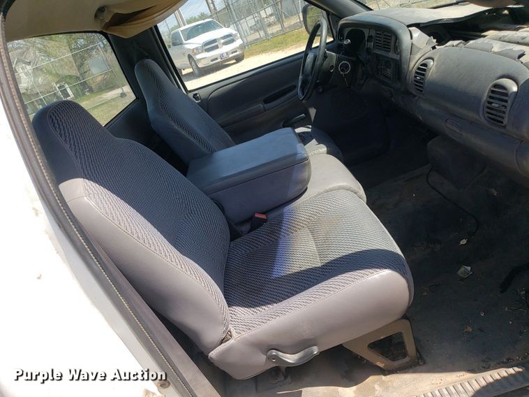 image for item DQ0510 2001 Dodge Ram 1500  pickup truck