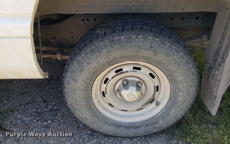 image for item DQ0510 2001 Dodge Ram 1500  pickup truck