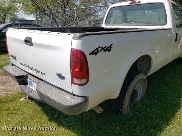 image for item DQ0511 2001 Ford F250 Super Duty  pickup truck