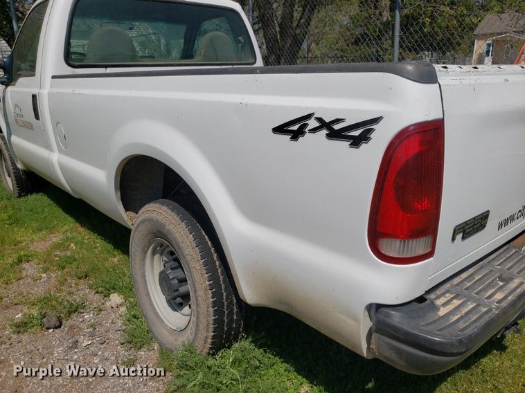 image for item DQ0511 2001 Ford F250 Super Duty  pickup truck