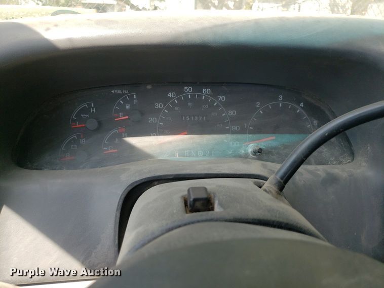 image for item DQ0511 2001 Ford F250 Super Duty  pickup truck