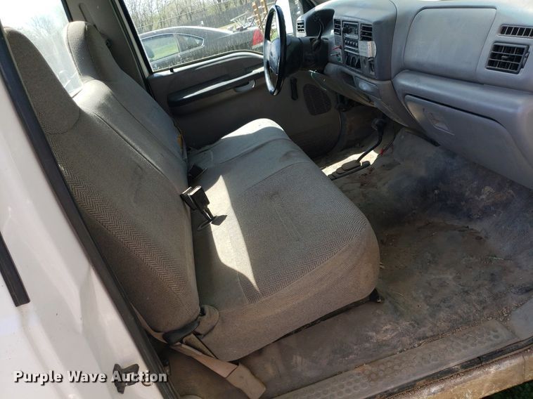 image for item DQ0511 2001 Ford F250 Super Duty  pickup truck