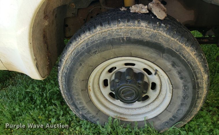 image for item DQ0511 2001 Ford F250 Super Duty  pickup truck